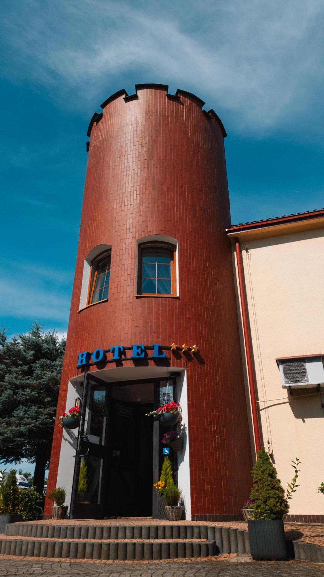 Hotel Marko Przemysl Exterior photo